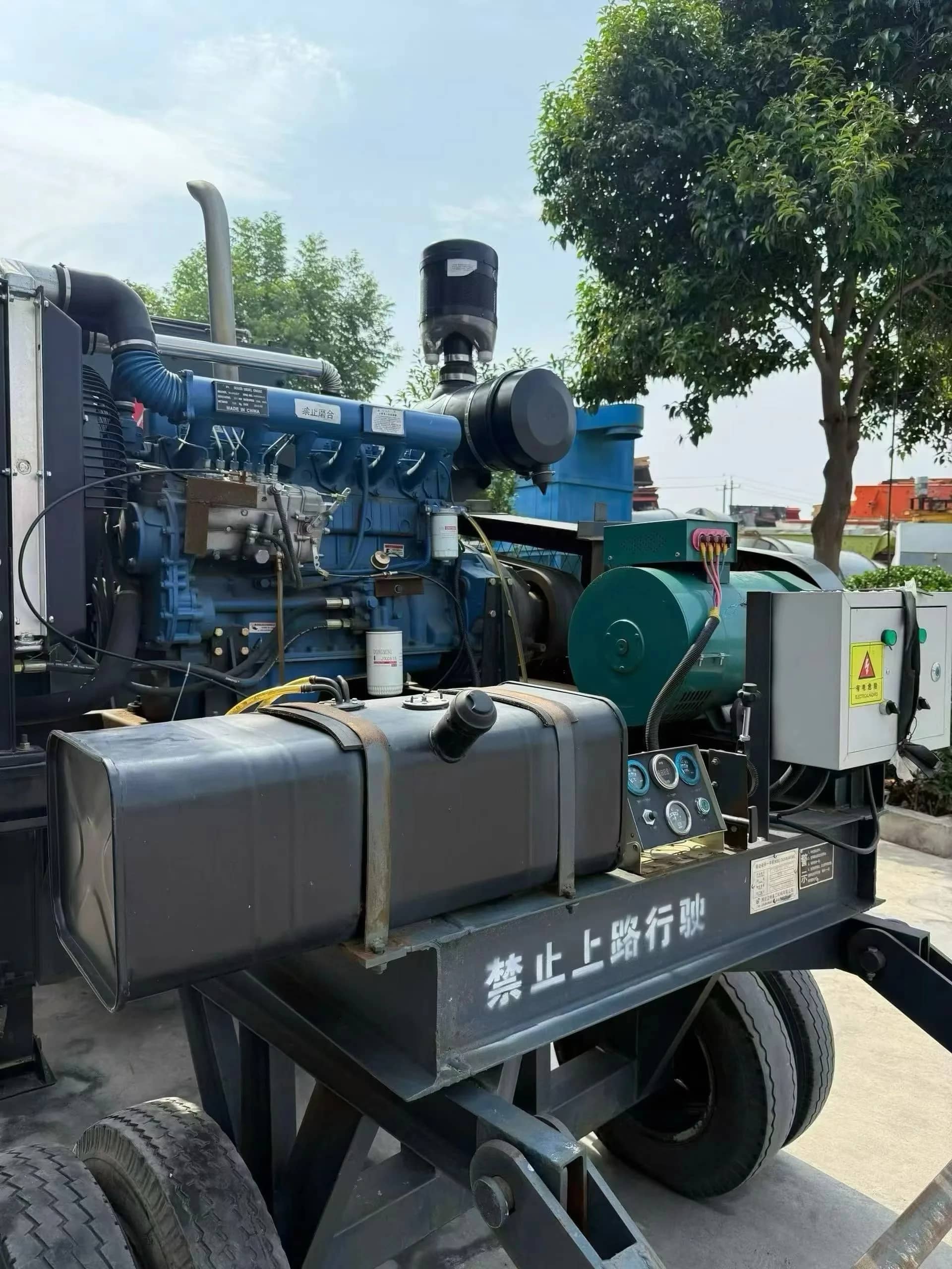 重型移动式齿轮箱破碎机 8001000 用于建筑垃圾回收、花岗岩和石材破碎 详情图 7
