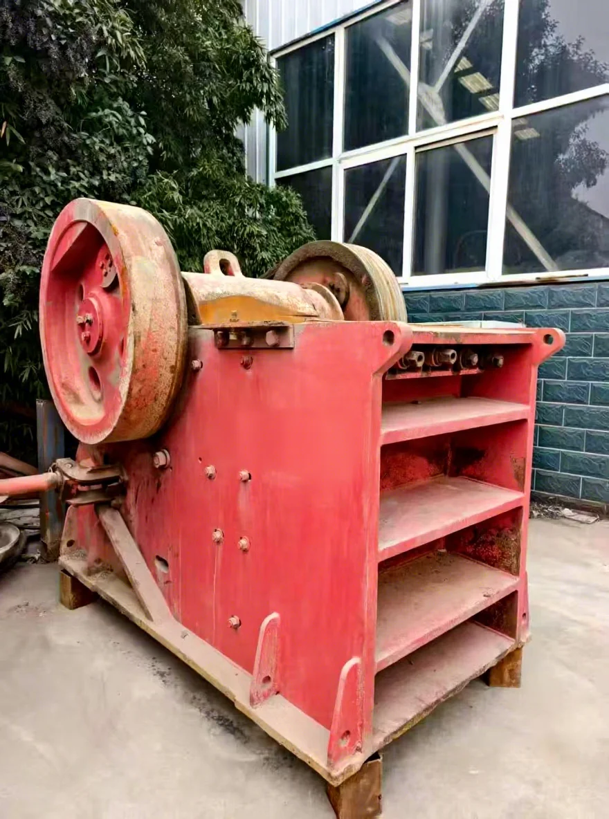 二手欧版PEV600*900颚式破碎机齿轮核心部件，用于大型碎石矿山，工作时间6001-8000小时，视频检查 缩略图 4