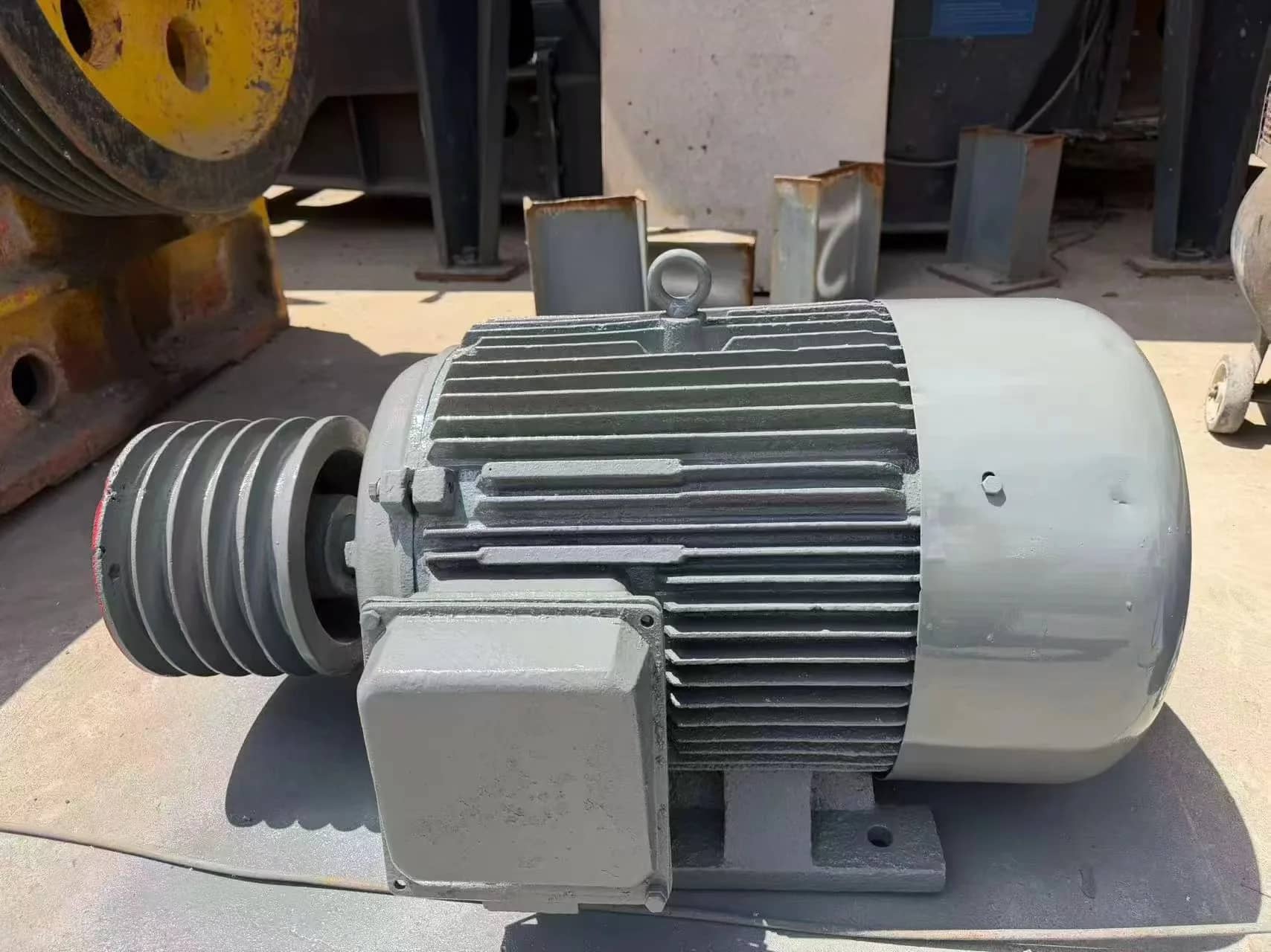 新型 PEX2501200 二级细颚破碎机齿轮轴承高容量 20t/h 用于采石场骨料矿石选矿 详情图 8