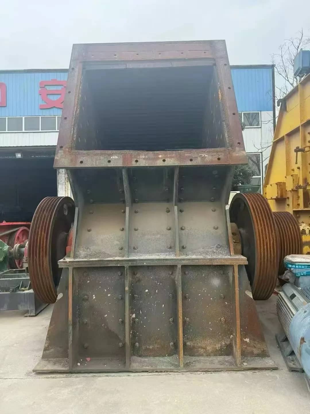 二手1815重型锤式破碎机PCZ1815轴承式单级石灰石骨料破碎机,用于采石场生产线 详情图 11