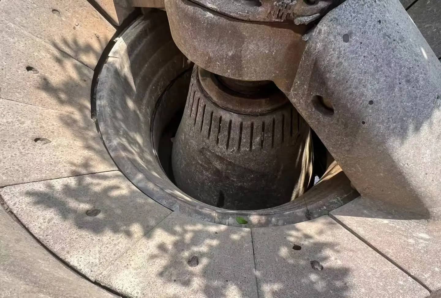 SC440 单缸液压圆锥破碎机,超粗腔体,250KW电机,最大给料量450mm,适用于硬岩、矿石、花岗岩二次破碎 详情图 11