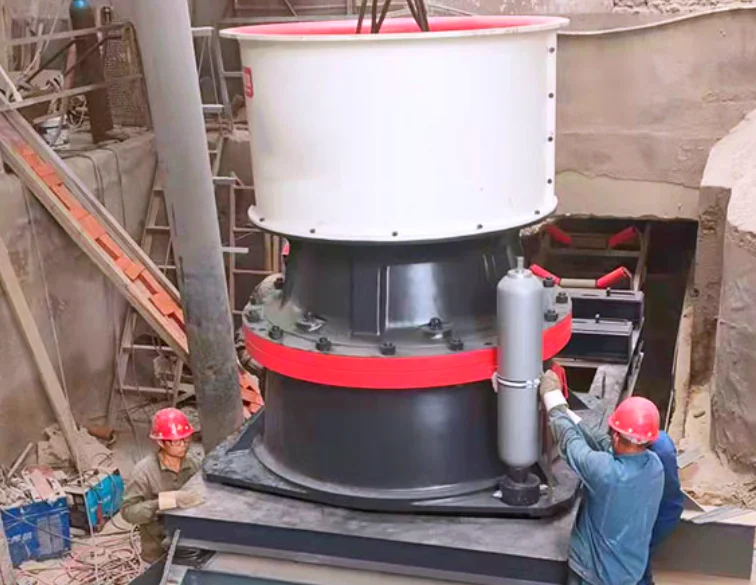 SC440 单缸液压圆锥破碎机,超粗腔体,250KW电机,最大给料量450mm,适用于硬岩、矿石、花岗岩二次破碎 详情图 2