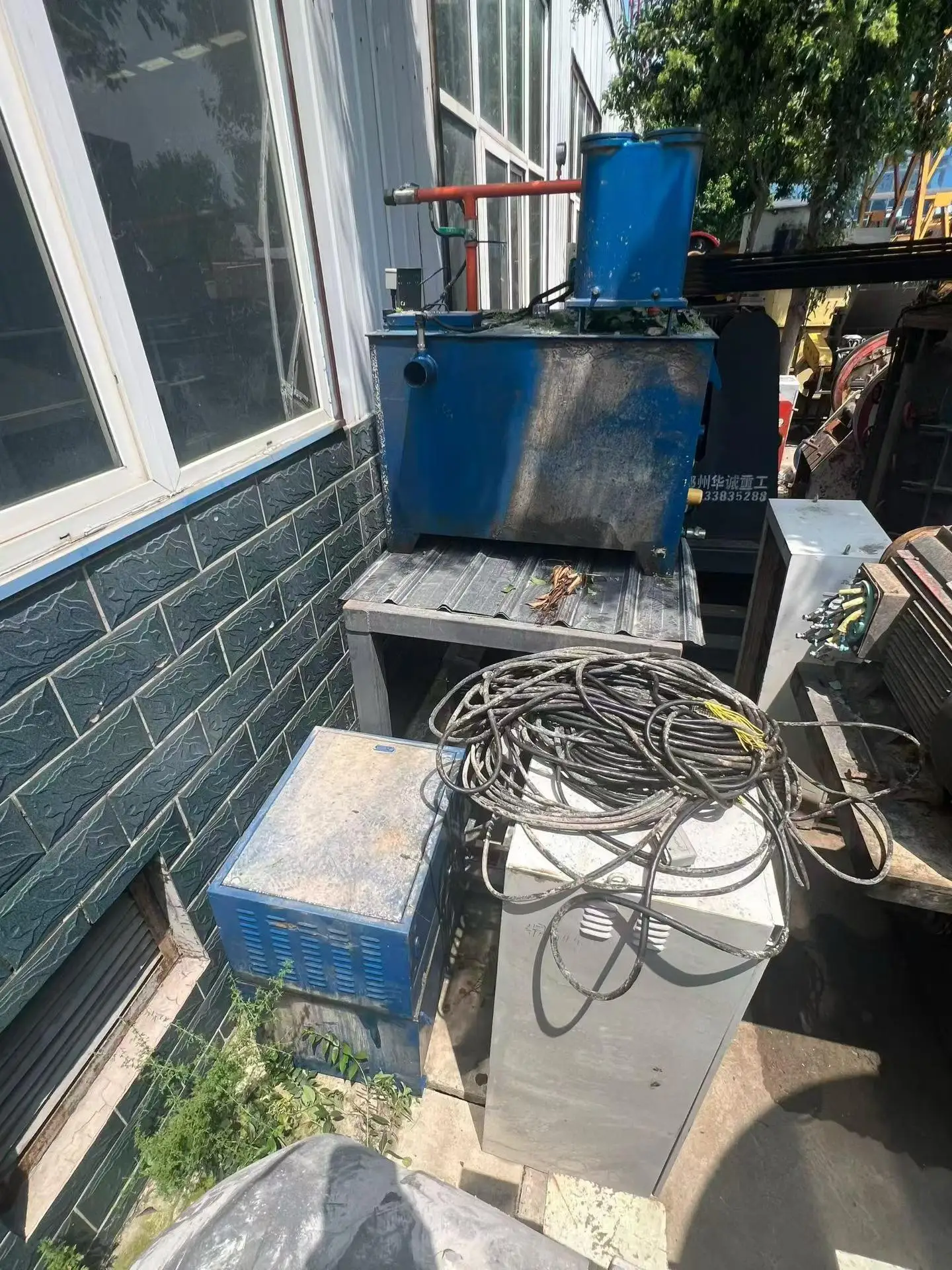 SC440 单缸液压圆锥破碎机,超粗腔体,250KW电机,最大给料量450mm,适用于硬岩、矿石、花岗岩二次破碎 详情图 8