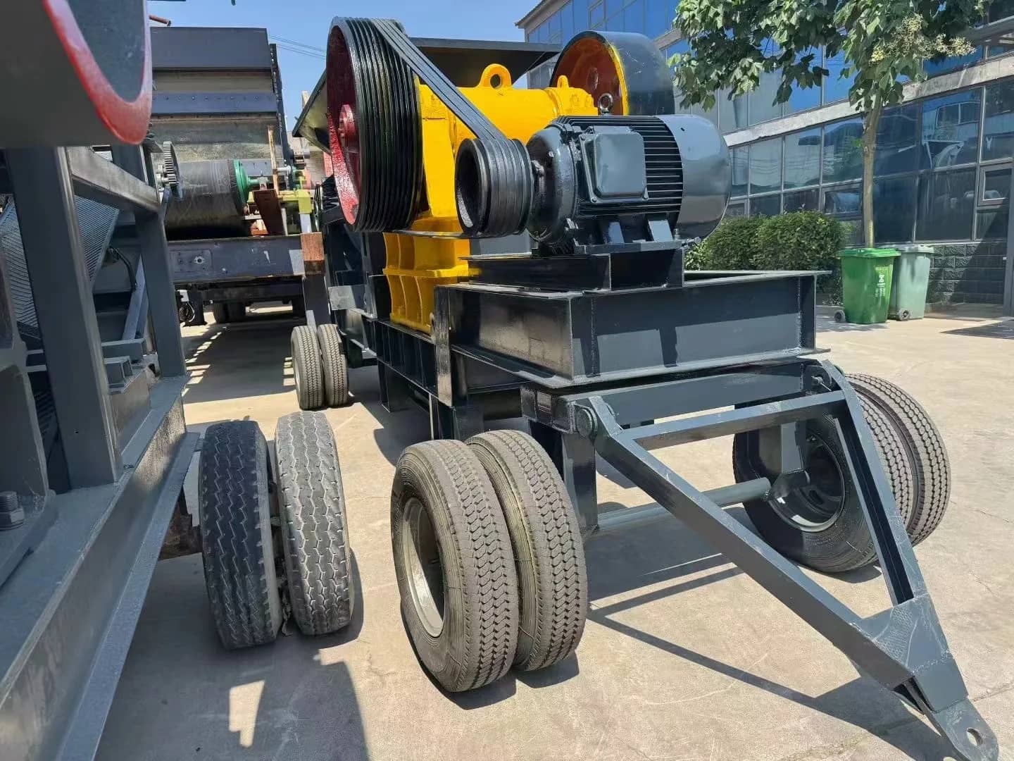 移动式PE400600颚式破碎设备 便携式颚式破碎机 振动给料机 带式输送机 最大处理量50t/h 石材破碎设备 详情图 5