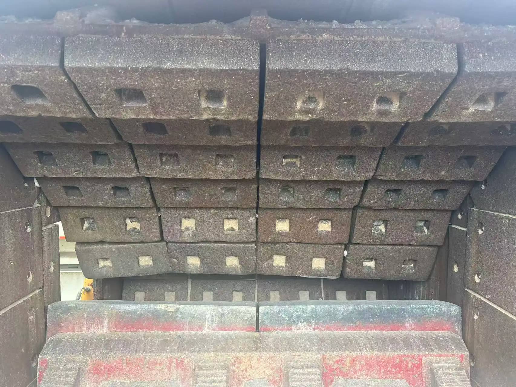二手1315重型三室冲击式破碎机,带电机轴承,用于采石场骨料生产中的二次破碎石料破碎机 详情图 9