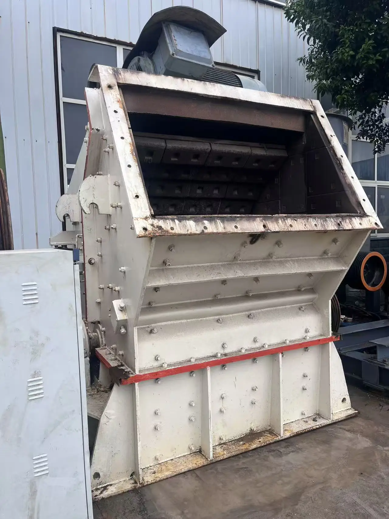 二手PF1315冲击式破碎机 二手1315冲击式破碎机 石灰石花岗岩建筑垃圾二次电机轴承 详情图 11
