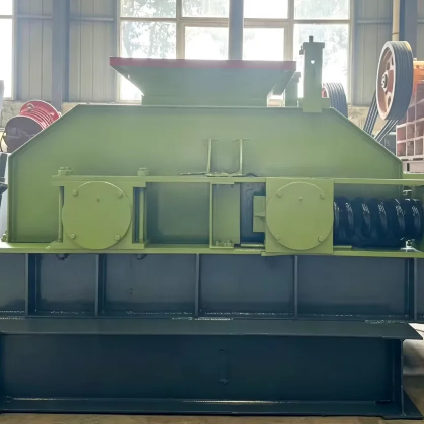 600800双齿辊式制砂机双辊破碎机电机最大处理量40t/h石矿细砂生产采石场