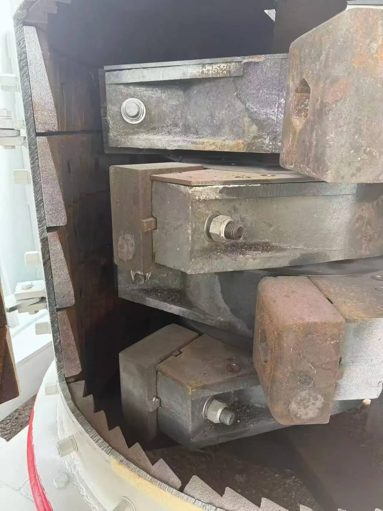 1000型4排锤式立式复合制砂机无筛底细碎湿物料石灰石煤矸石 详情图 12