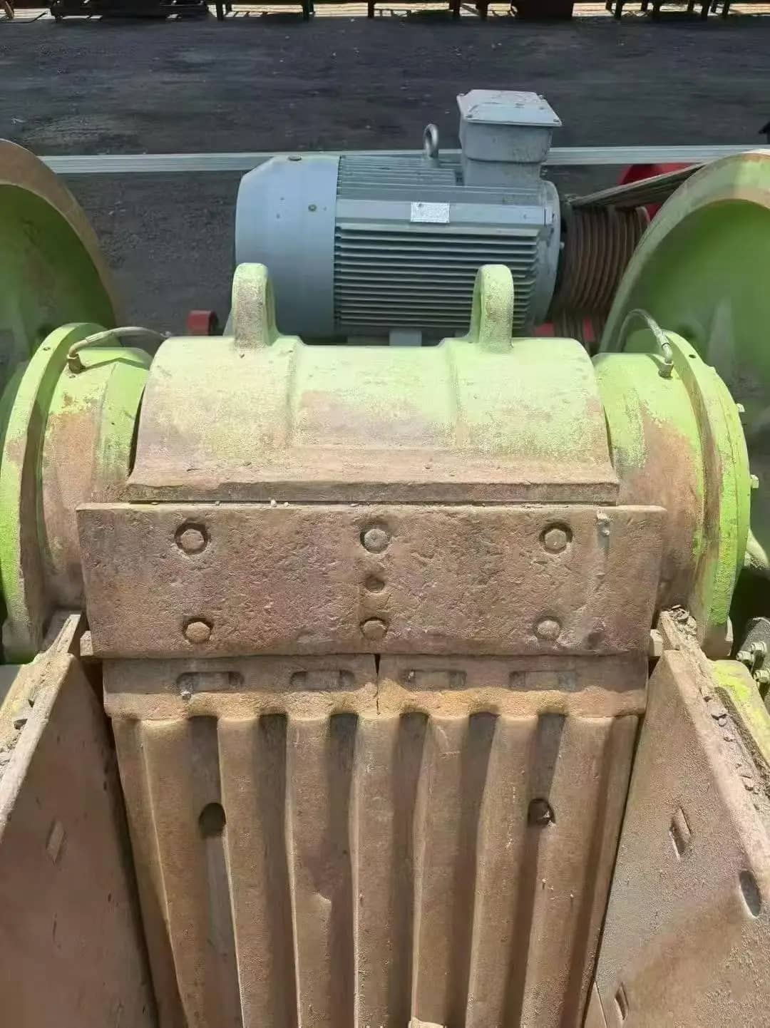 二手欧洲版750型颚式破碎机重型初级碎石机采石场硬岩花岗岩玄武岩矿线视频 详情图 6