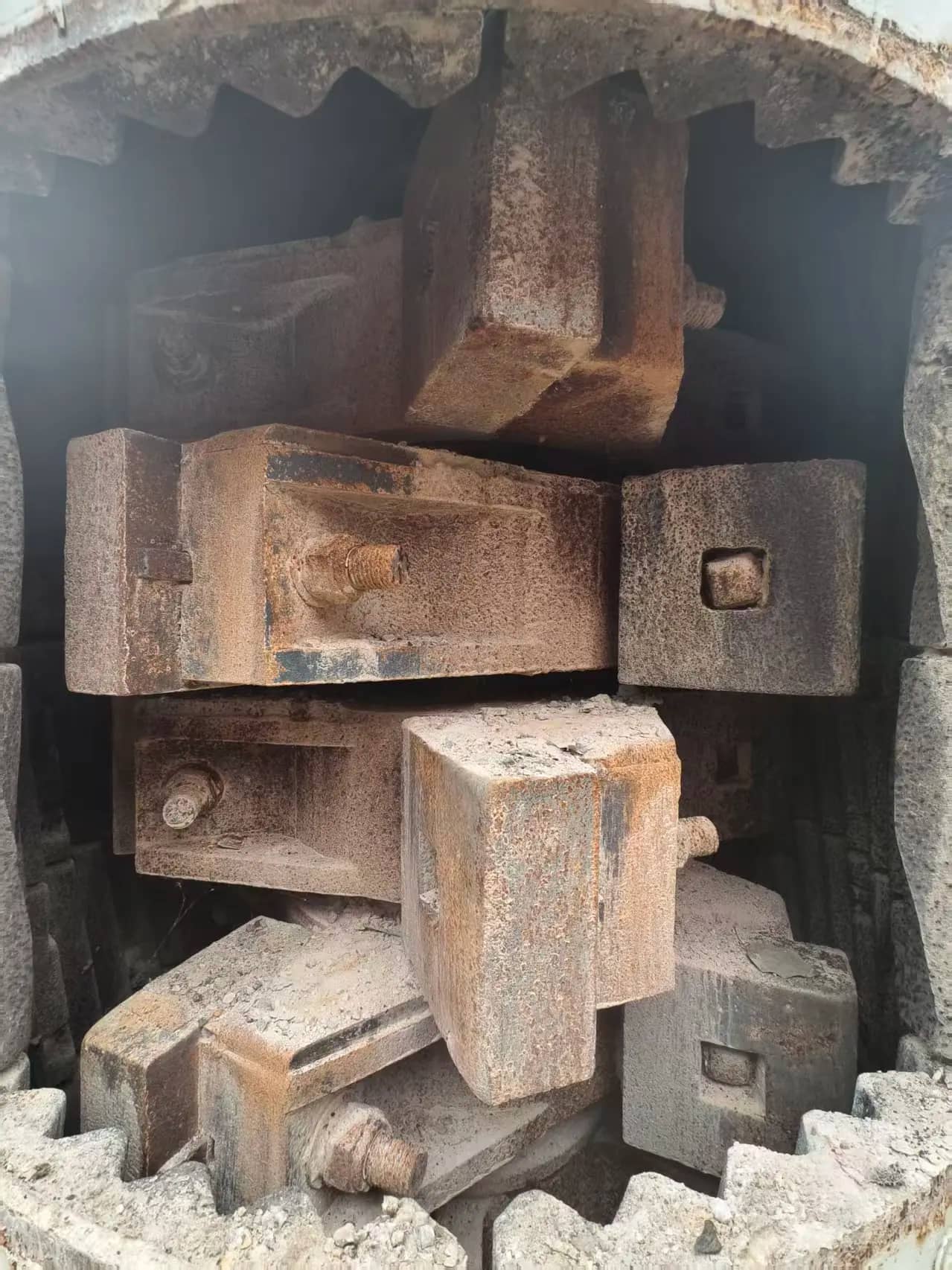 二手1000-4排锤式立轴复合破碎机制砂机 二手复合破碎机砂骨料轴承 详情图 7