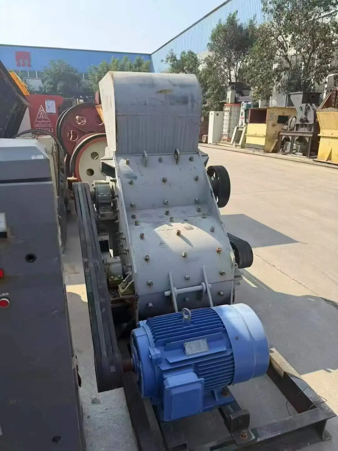 2PC 600600 双级锤式破碎机无筛底两转子设计,用于湿煤矸石破碎制砖厂视频 详情图 7