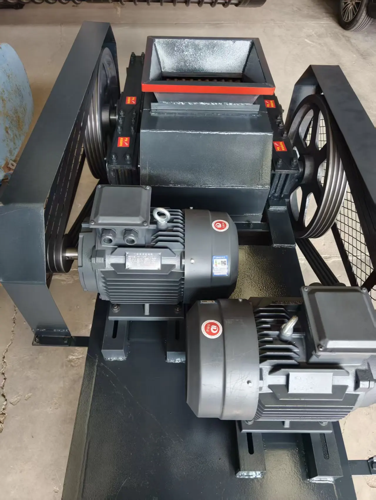 400*400齿双辊砂石破碎机 | 2x7.5kW 电机,易于操作 详情图 10
