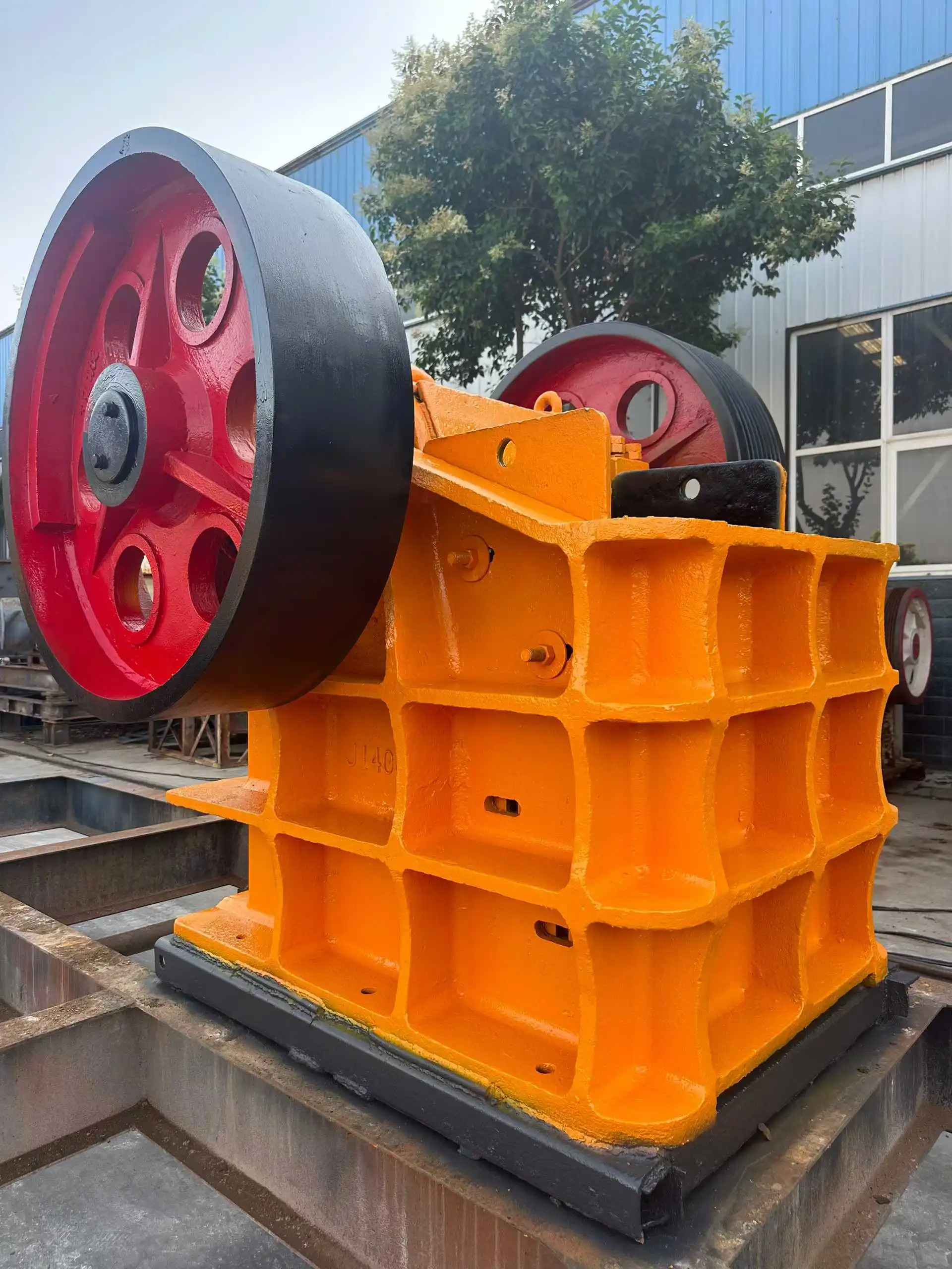 46型颚式破碎机PE400600初级岩石破碎机16-60t/h便携式采矿设备,适用于花岗岩石灰石采石场骨料厂 详情图 9