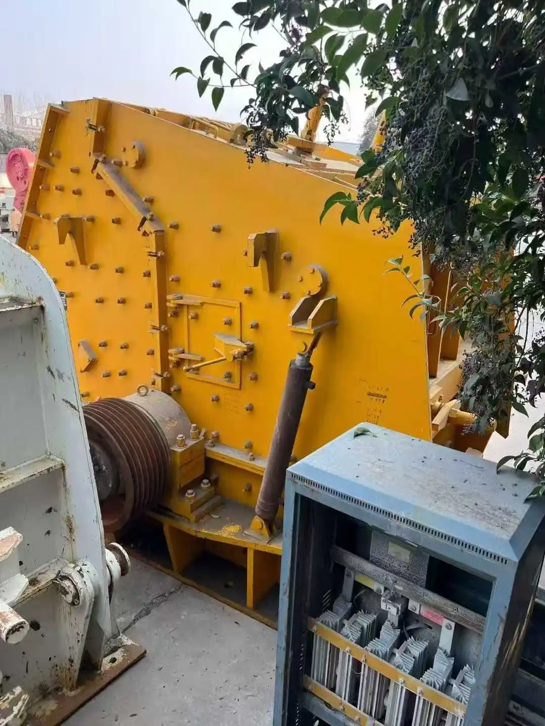 二手PF1520三室冲击式破碎机,带电机轴承,重型二次碎石设备,适用于大型采石场 详情图 7
