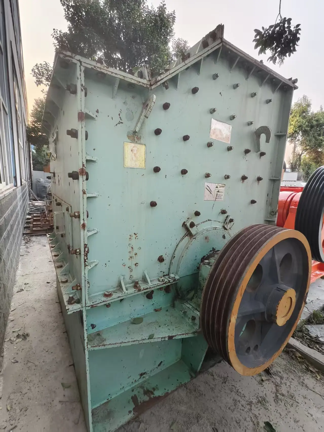 二手1416重型箱式锤式破碎机电机齿轮箱一体成型石灰石破碎机,用于石灰石施工 详情图 6