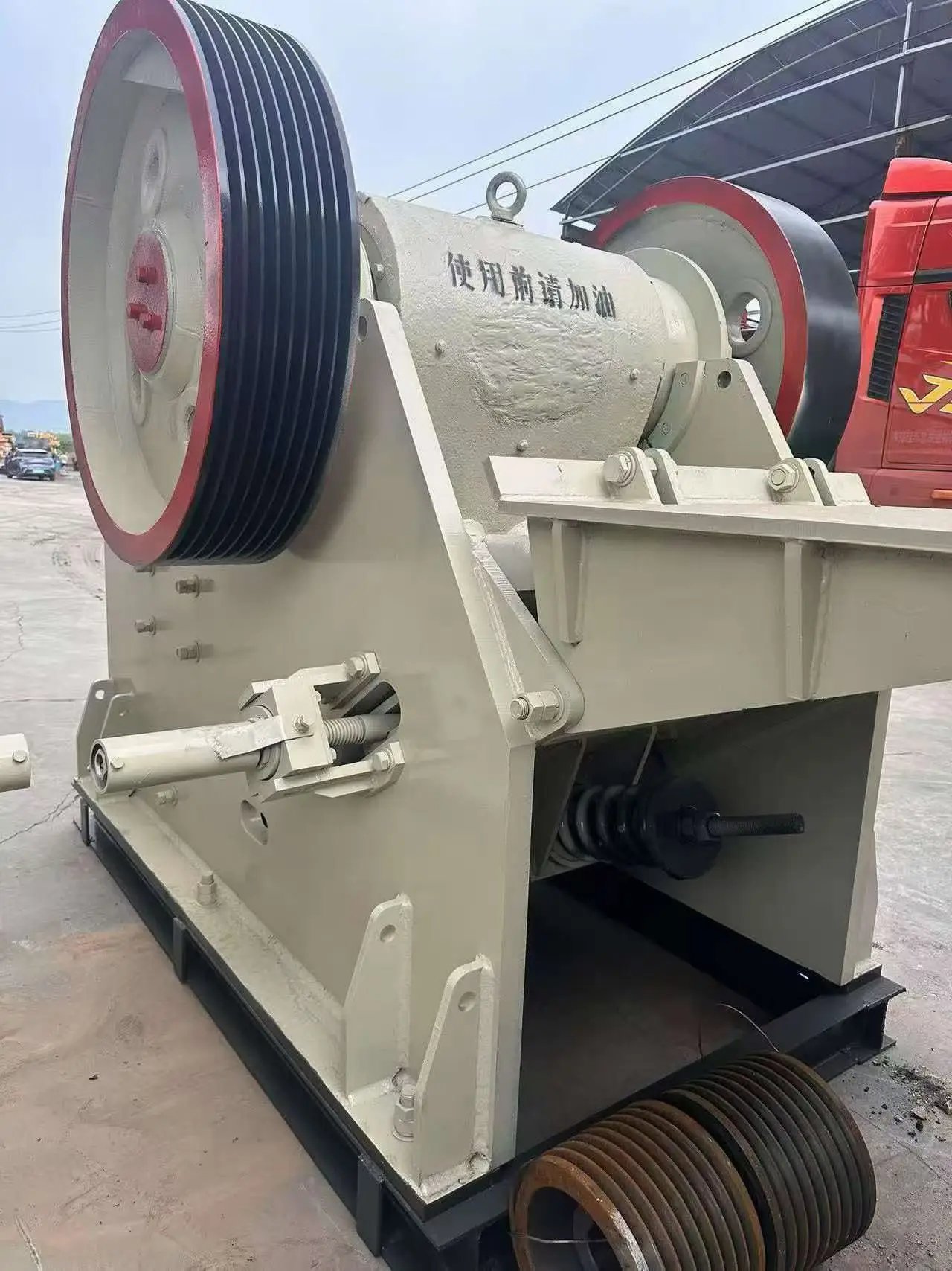 最大处理能力150t/h HV06欧式颚式破碎机75kw电机重型矿山粗碎设备硬矿石建筑用轴承齿轮 详情图 8