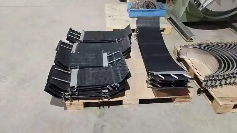 厂家直供光滑表面板式双卡扣加长螺栓连接管道修复夹具DN25-DN500 Thumbnail 4